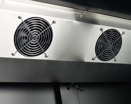 Sistema de refrigeração do ventilador Refrigerador comercial de exibição com iluminação LED e porta de vidro anti-neve